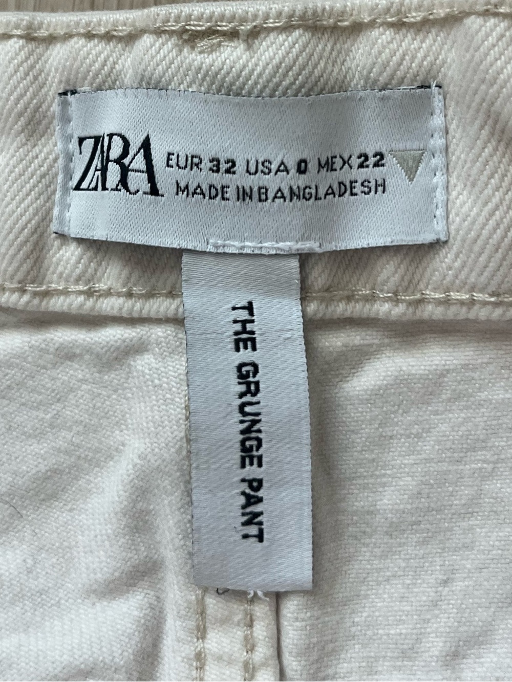 Zara The Grunge Pant Button Fly Cropped Pants Straight Leg Womens Size 0 - Picture 2 of 11